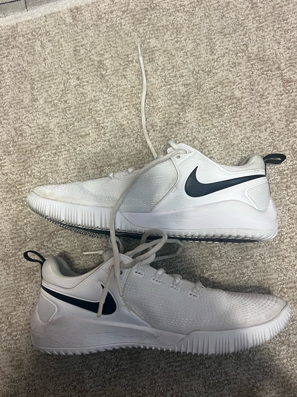 Nike Mens/ women White Training Shoes with Black Swoosh